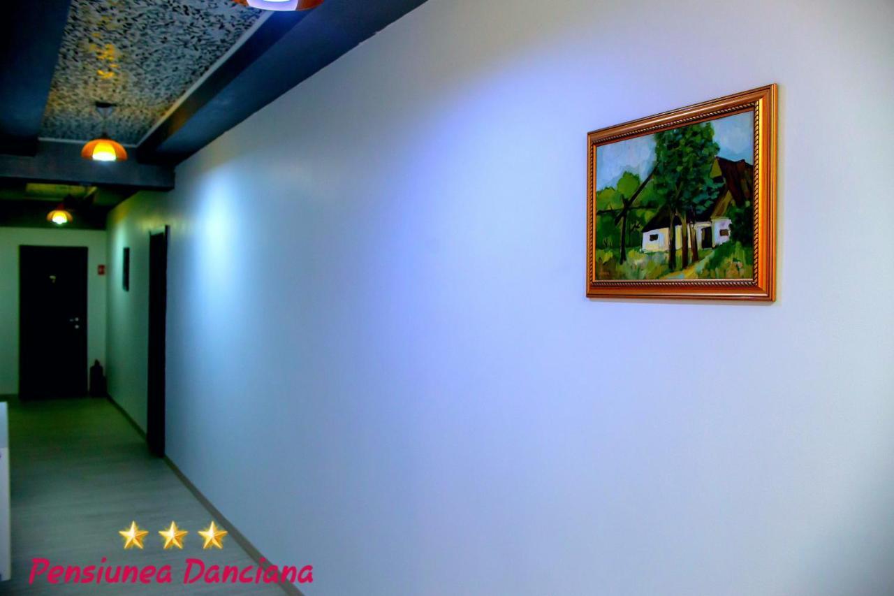 Pension Daciana Bacău Buitenkant foto